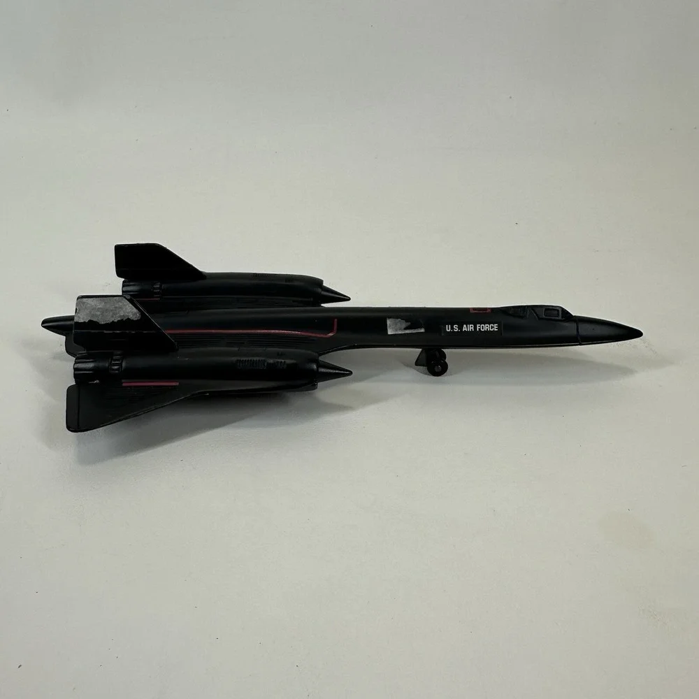 ERTL VINTAGE 1988 DIE CAST SR-71‎ BLACKBIRD